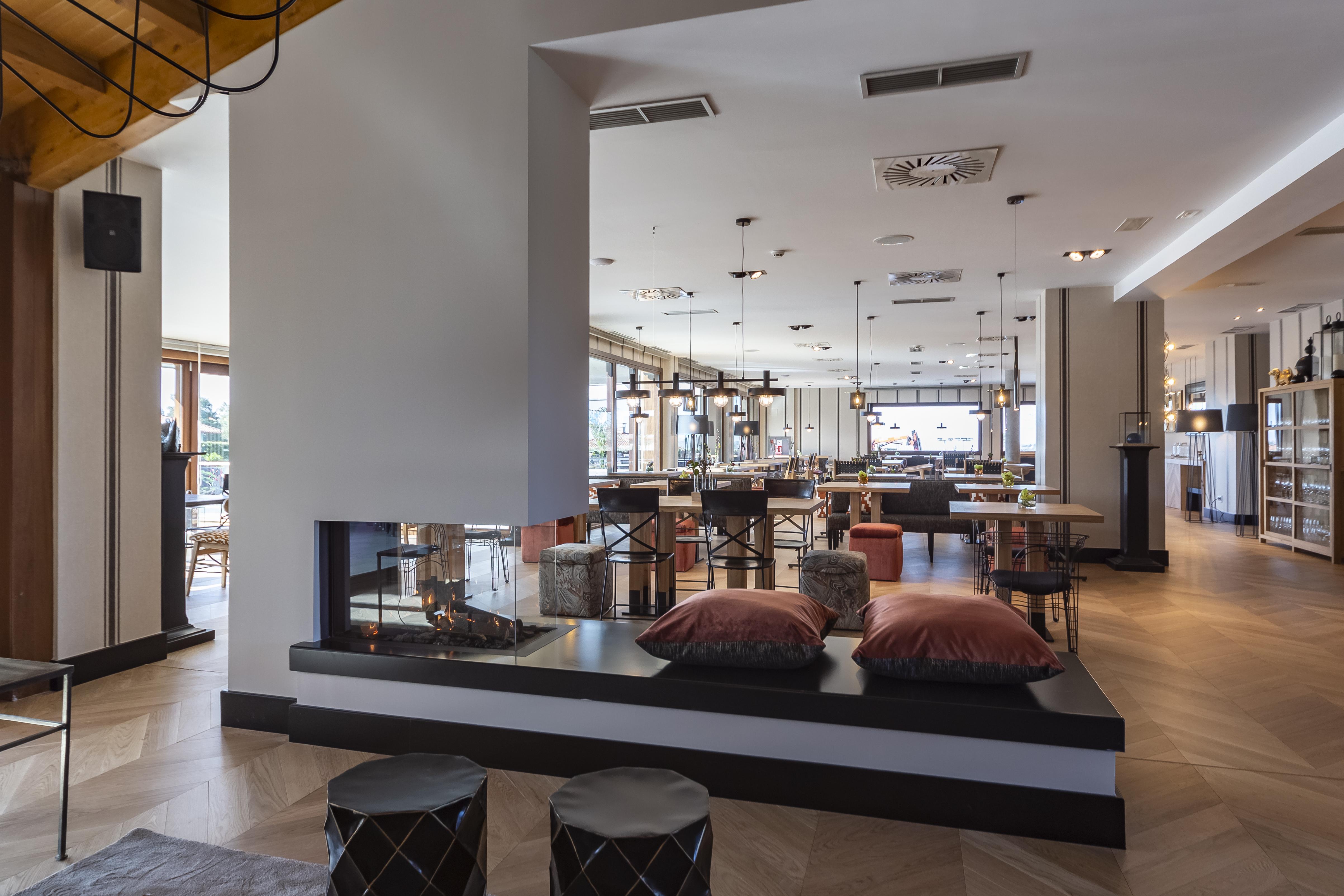 Artiem Asturias Hotel Quintueles Екстериор снимка