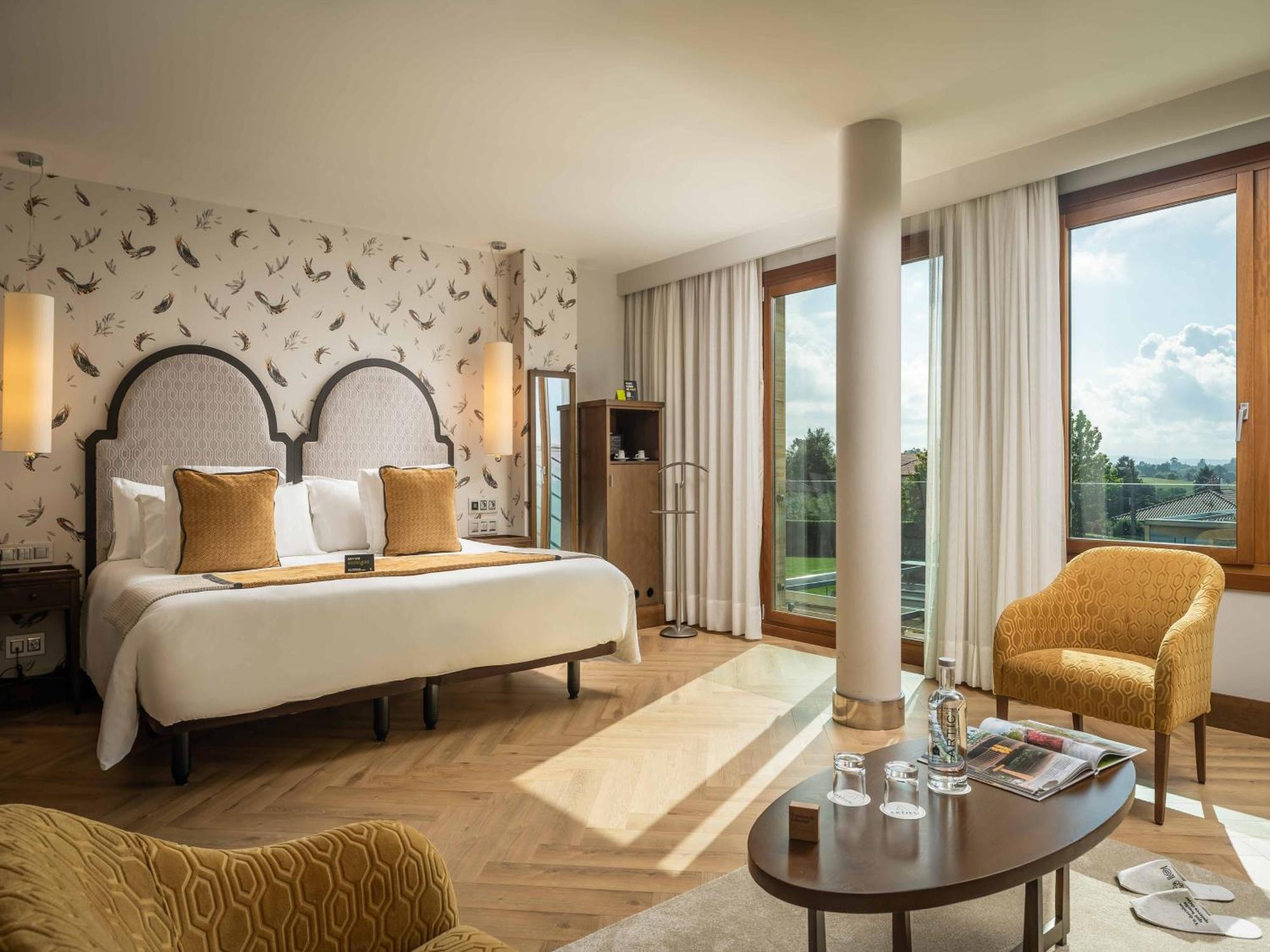 Artiem Asturias Hotel Quintueles Екстериор снимка